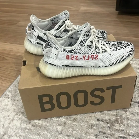Yeezy Boost 350 V2 ZEBRA 🦓 - Picture 2 of 11